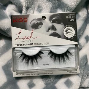 Kiss lashes